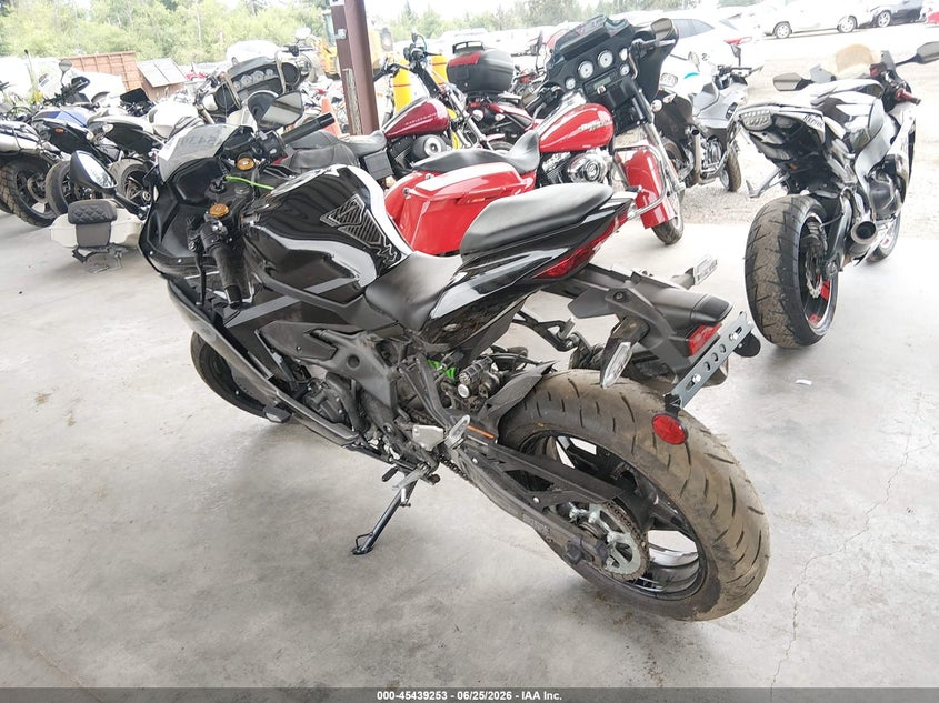 2026 KAWASAKI ZX400 auction photo 3