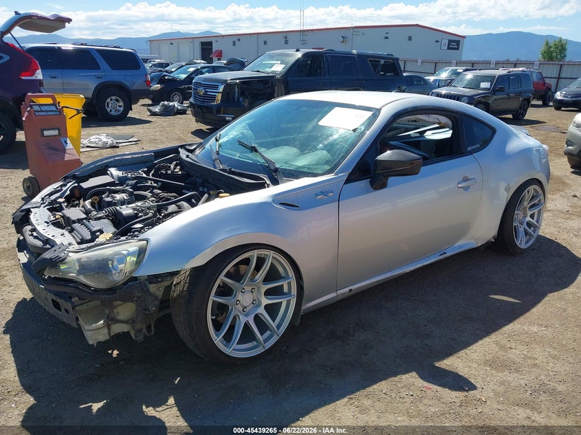 Vin: jf1znaa12d1720105, lot: 45937365, scion fr-s 20132