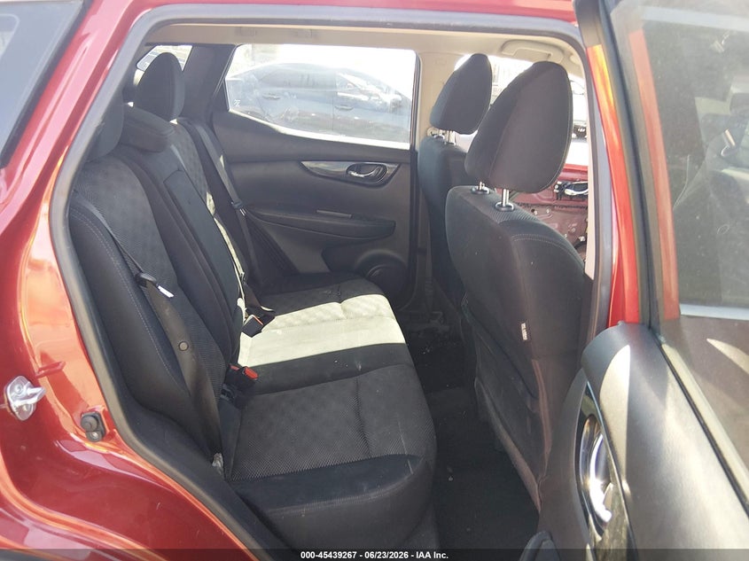 2017 NISSAN ROGUE SPORT auction photo 8