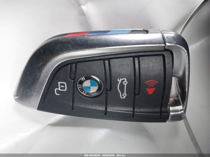 2021 BMW X4 M VIN: 5YMUJ0C04M9H06216 Lot: 45439280