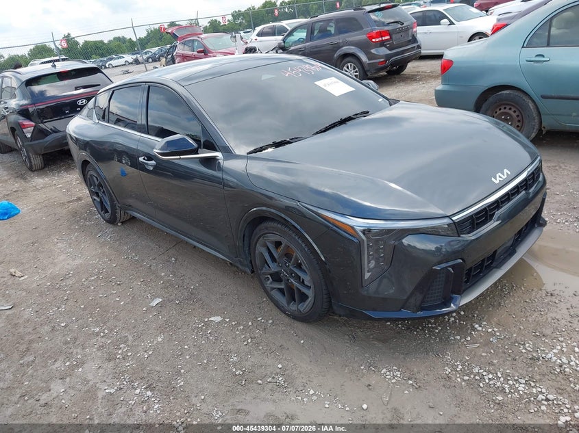 Vin: 3kpfw4dc6se167350, lot: 45937404, kia k4 gt-line turbo 2025 img_1