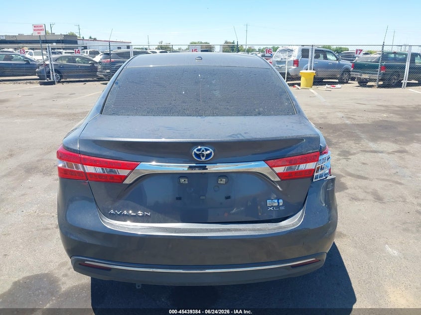 AtlanticExpress - Toyota Avalon Hybrid