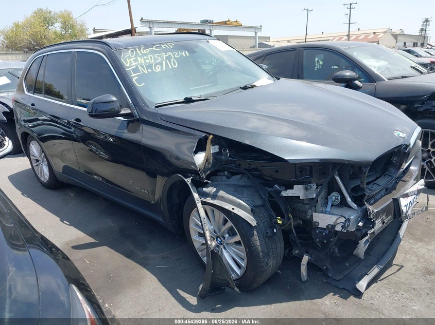 Vin: 5uxkt0c50g0s79241, lot: 45937486, bmw x5 edrive xdrive40e 2016 img_1