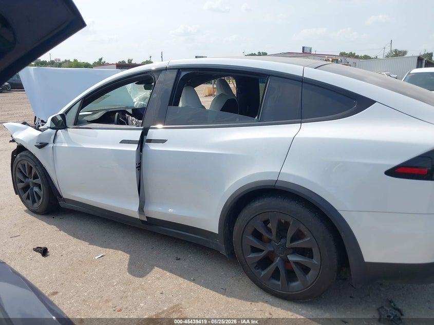 2023 Tesla Model X Dual Motor All-Wheel Drive/Standard Range VIN: 7SAXCBE56PF428398 Lot: 45439419