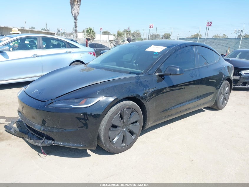 Vin: 5yj3e1eb4rf721886, lot: 45937556, tesla model 3 long range dual motor all-wheel drive 20242