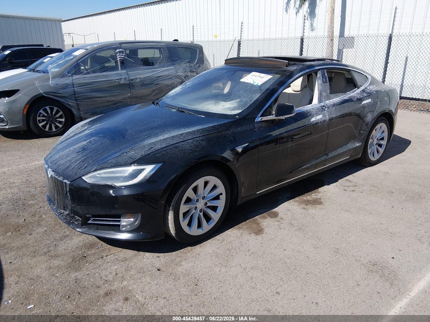2018 TESLA MODEL S auction photo 2