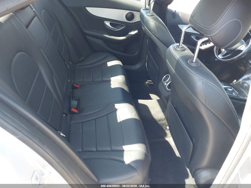 Фото 8 - MERCEDES-BENZ C 300