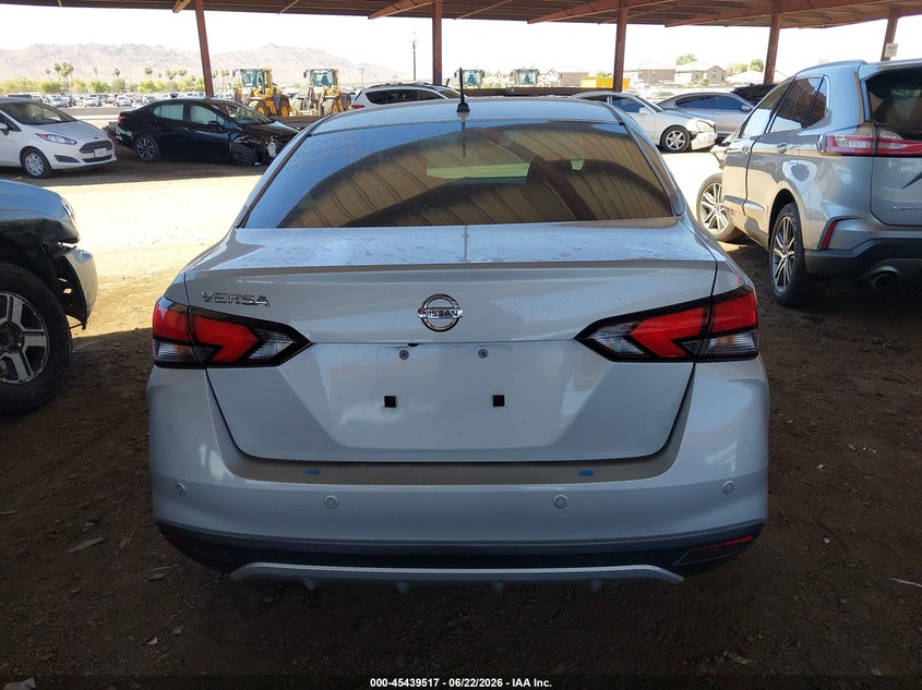 AtlanticExpress - Nissan Versa