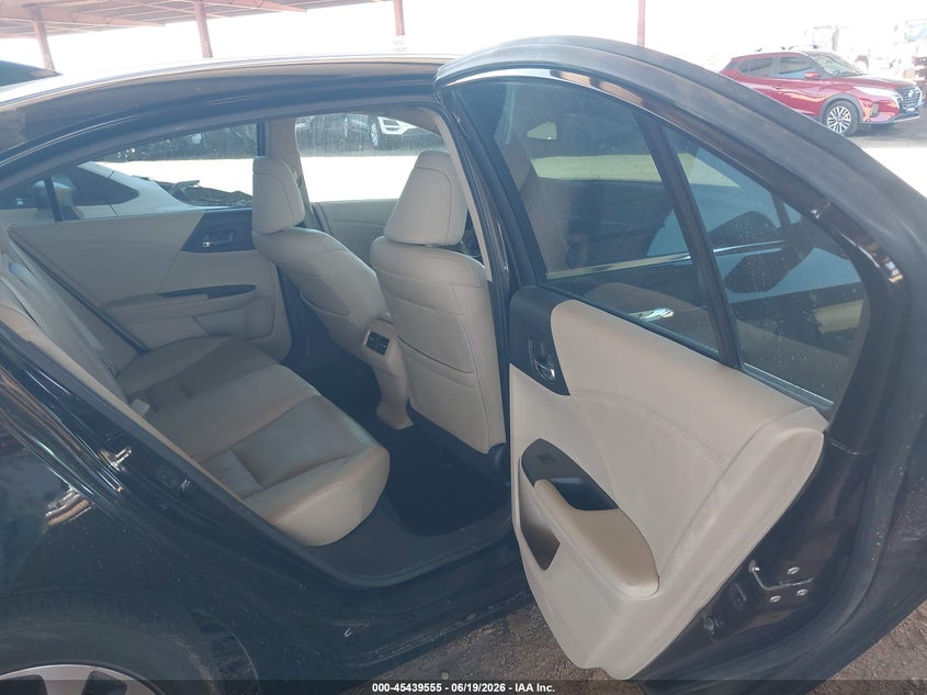 2015 HONDA ACCORD HYBRID auction photo 8