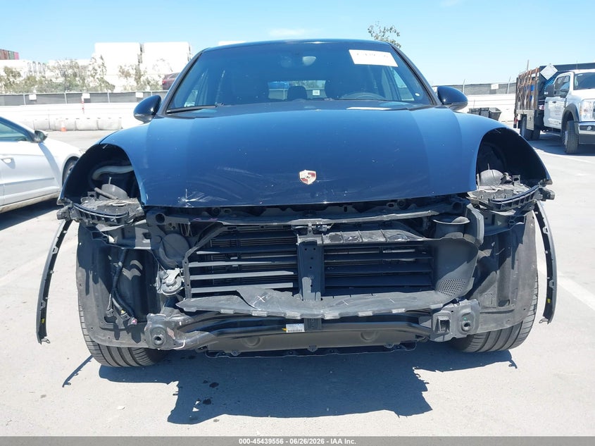 2018 Porsche Cayenne VIN: WP1AA2A24JKA05736 Lot: 45439556