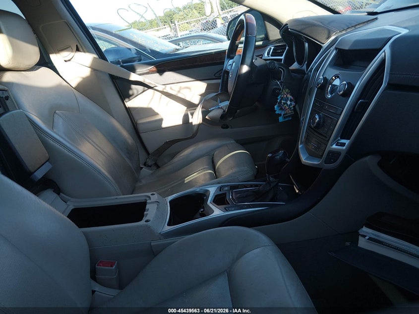 2011 CADILLAC SRX auction photo 5