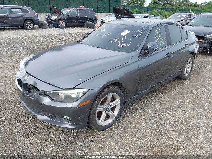 2013 BMW 328I auction photo 2