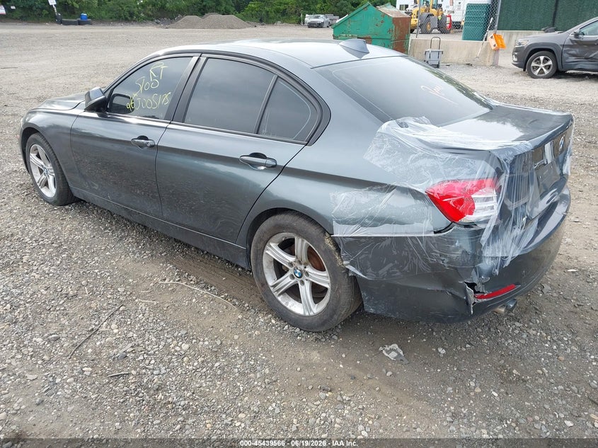 2013 BMW 328I auction photo 3
