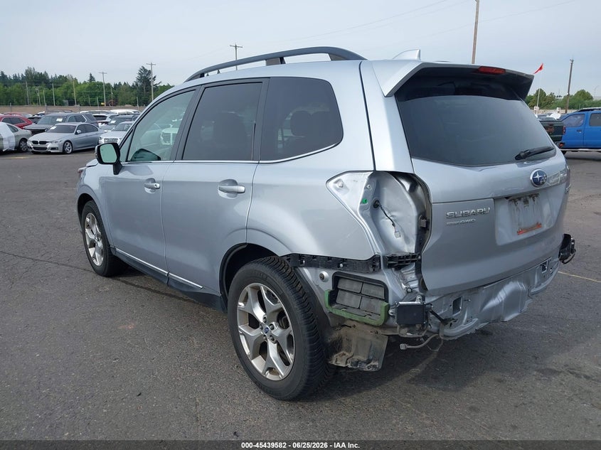 Vin: jf2sjawc6hh467385, lot: 45937682, subaru forester 2.5i touring 20173