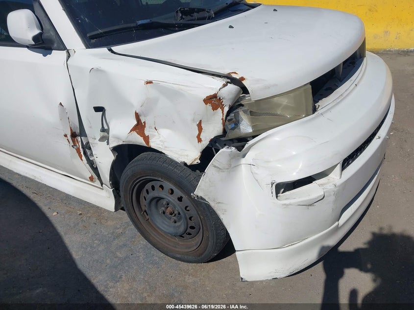 2004 Scion Xb VIN: JTLKT324840169713 Lot: 45439626
