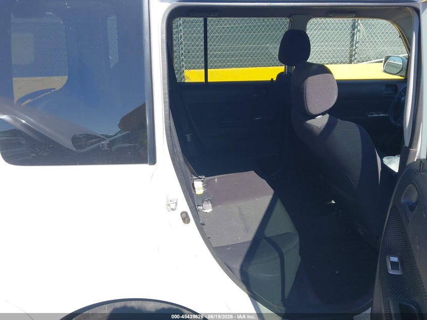 2004 Scion Xb VIN: JTLKT324840169713 Lot: 45439626