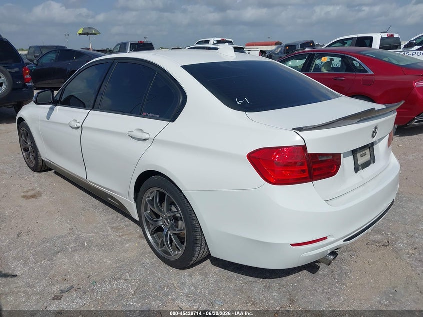 Vin: wba3a9c59df475930, lot: 45937823, bmw 335i 20133