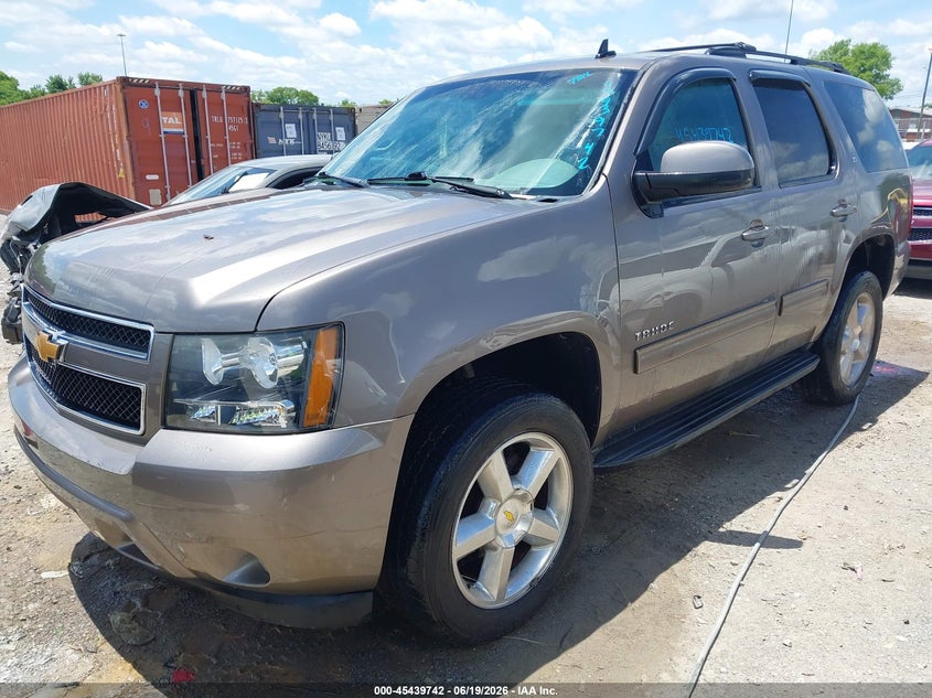 1GNSKBE06CR157417 2012 Chevrolet Tahoe Lt photo 1