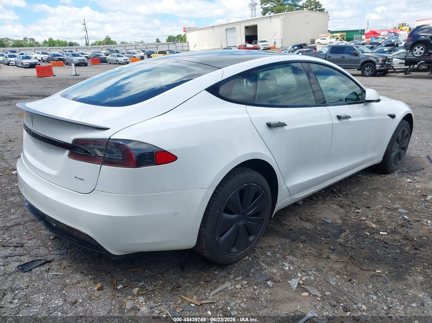 Vin: 5yjsa1e63mf440956, lot: 45937858, tesla model s plaid tri motor all-wheel drive 20214