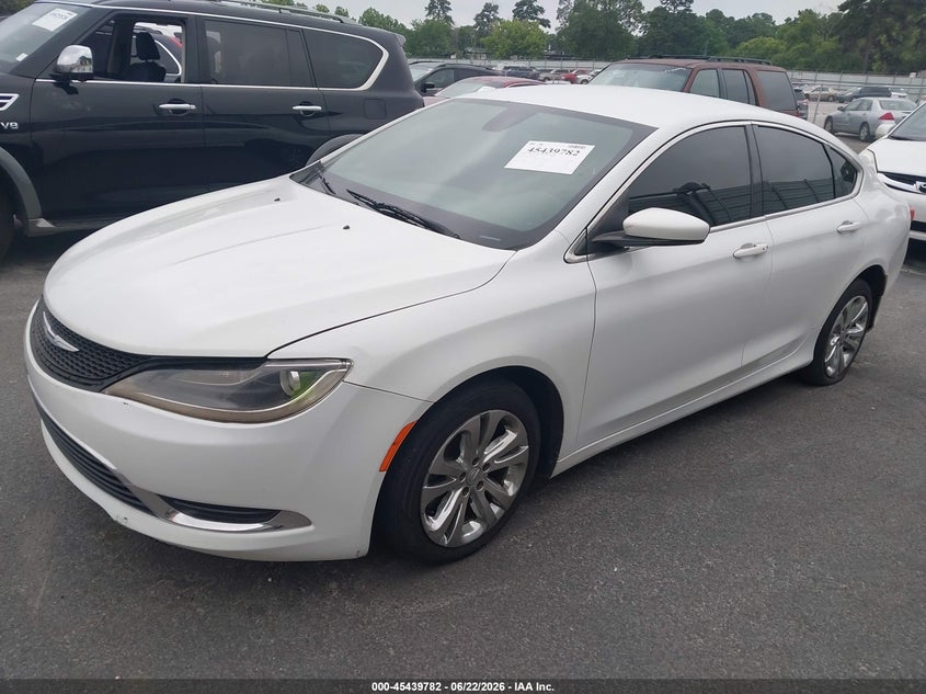 2016 Chrysler 200 Limited 1C3CCCAB3GN144987 photo 1
