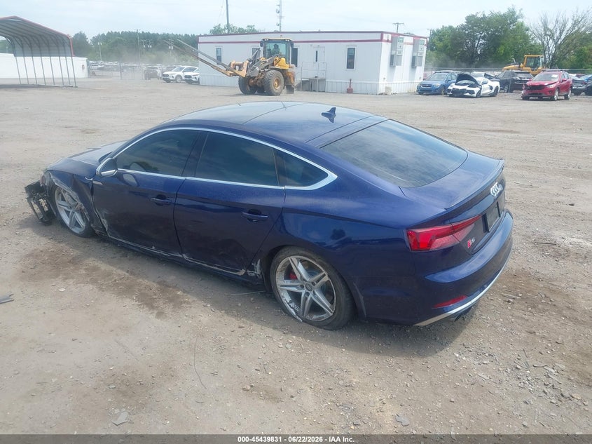 Vin: waub4cf59ja011802, lot: 45937940, audi s5 3.0t premium plus 20183
