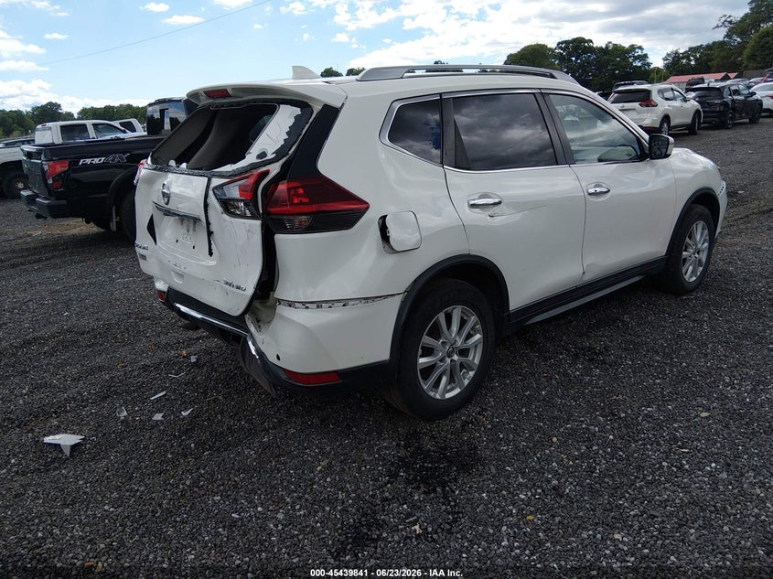 2019 NISSAN ROGUE auction photo 4