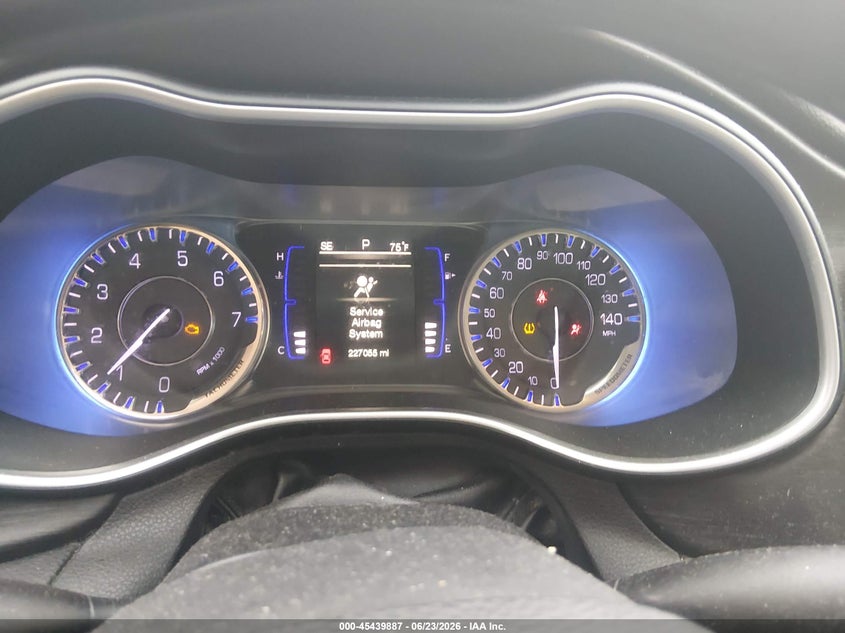 2015 CHRYSLER 200 SEDAN 2.4L I-4 VVT, 184HP