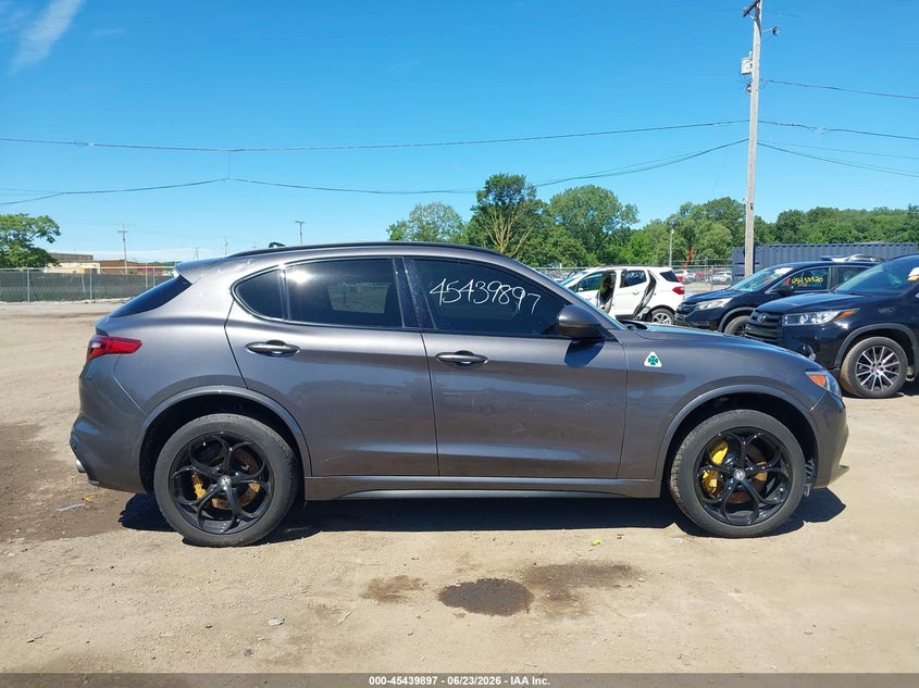2018 Alfa Romeo Stelvio Quadrifoglio Awd VIN: ZASFAKEV5J7C15476 Lot: 45439897