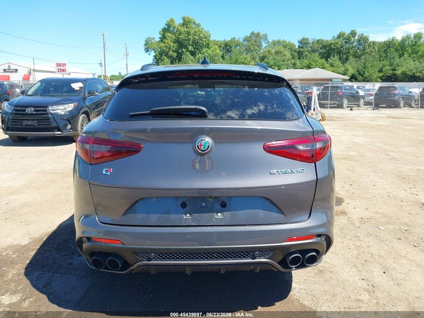 2018 Alfa Romeo Stelvio Quadrifoglio Awd VIN: ZASFAKEV5J7C15476 Lot: 45439897