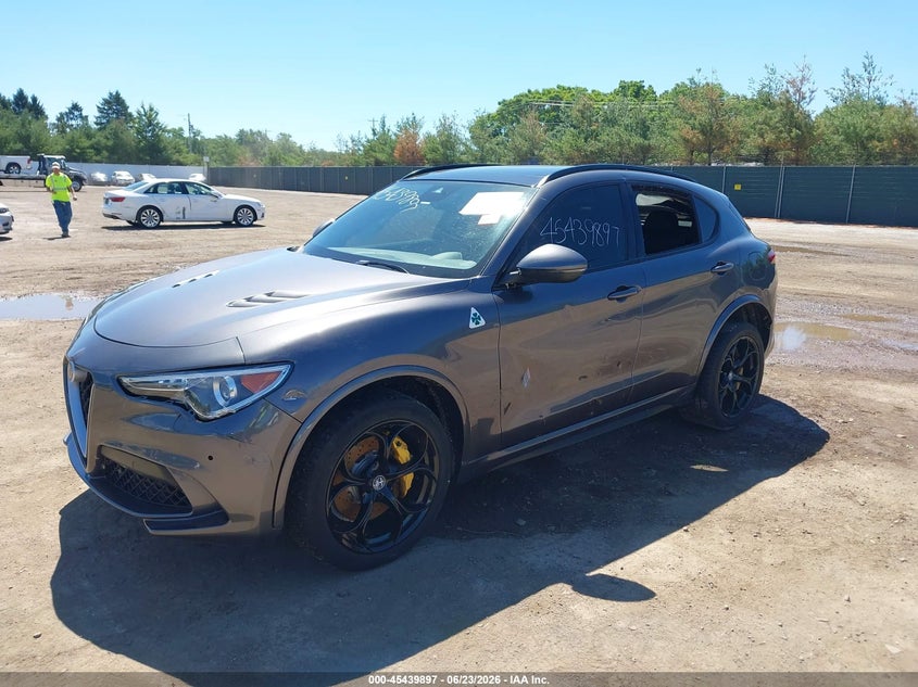2018 ALFA ROMEO STELVIO auction photo 2