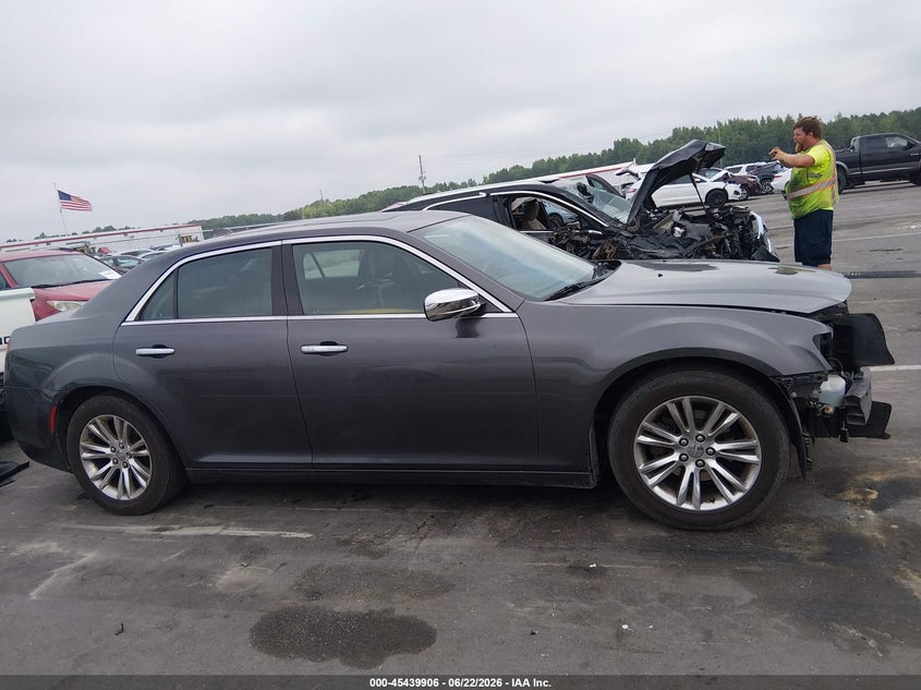 2016 Chrysler 300C VIN: 2C3CCAEG6GH351134 Lot: 45439906