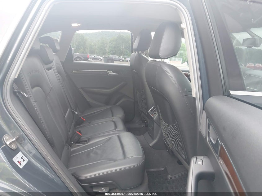 2010 AUDI Q5 auction photo 8