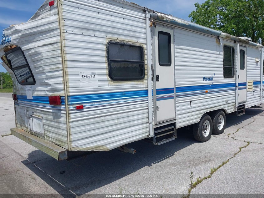 1EC1P3321S4258967 1995 Fleetwood Prowler photo 1