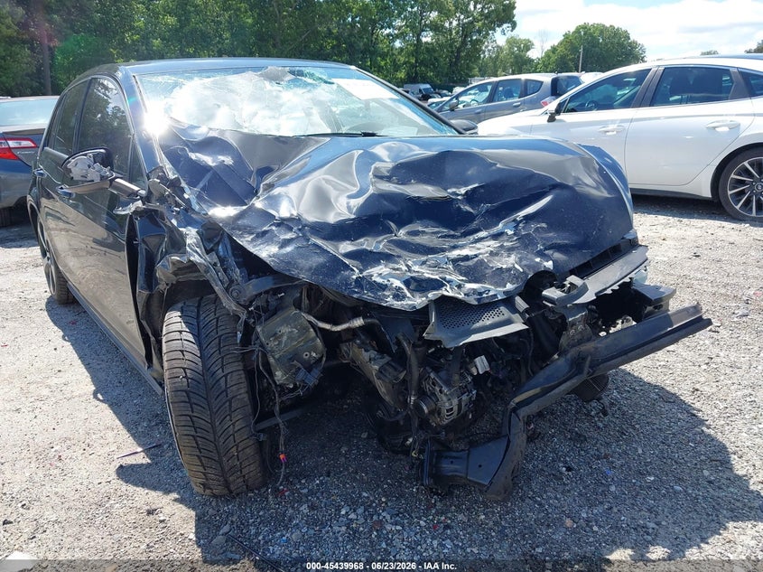 2017 VOLKSWAGEN GOLF GTI auction photo 6