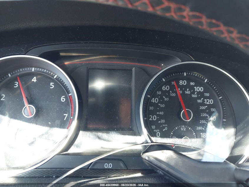 2017 VOLKSWAGEN GOLF GTI auction photo 7
