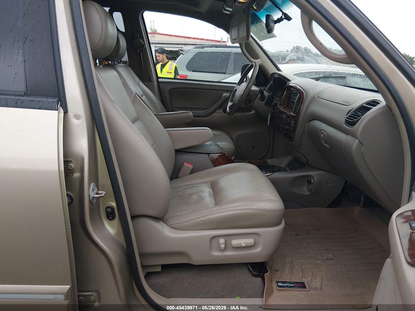 2005 TOYOTA SEQUOIA SPORT UTILITY VEHICLE 4.7L V-8 DOHC, VVT, 282HP