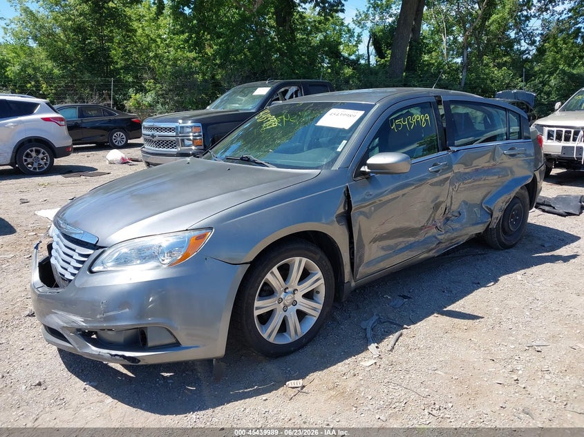 Vin: 1c3ccbbb5cn119365, lot: 45938098, chrysler 200 touring 20122