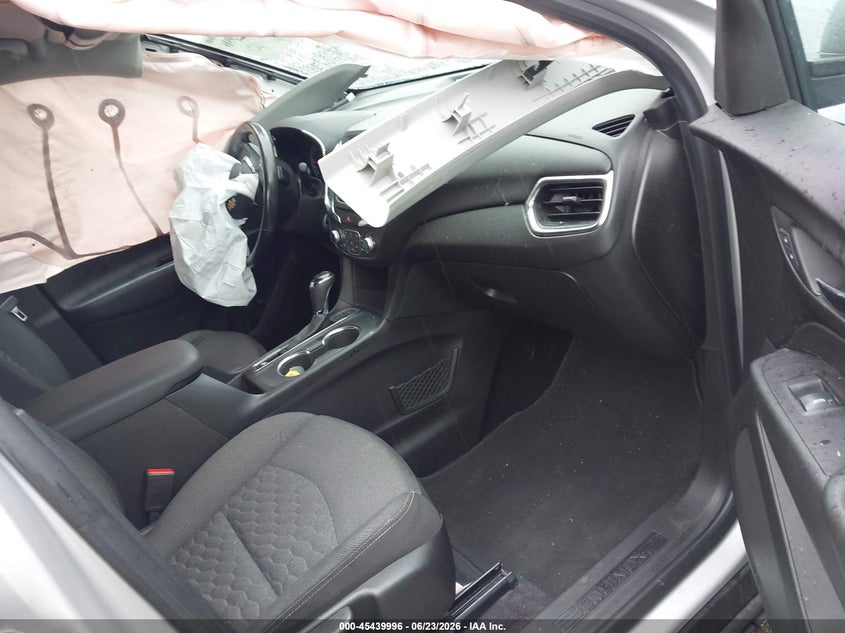 2018 CHEVROLET EQUINOX auction photo 5