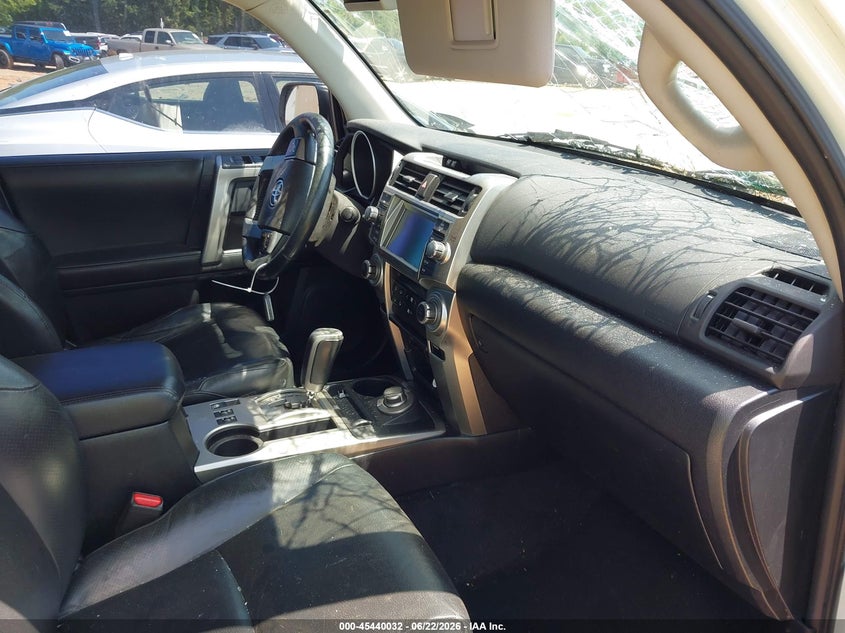 2011 TOYOTA 4RUNNER auction photo 5