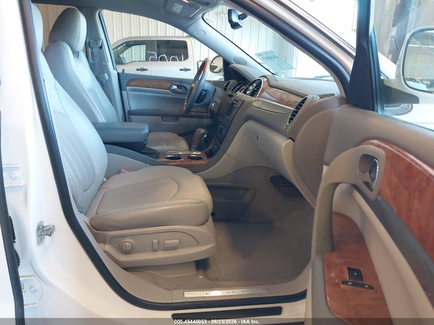 2012 BUICK ENCLAVE auction photo 5