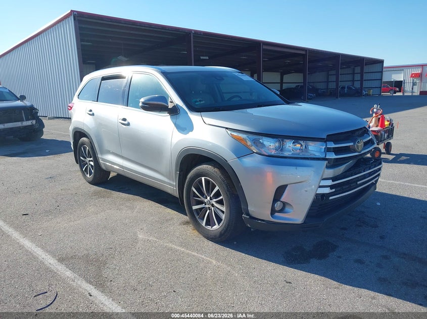 2017 Toyota Highlander