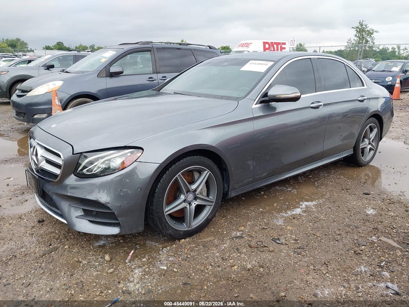 WDDZF4KB7HA198518 2017 Mercedes-Benz E 300 4matic photo 1