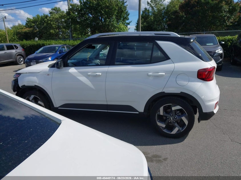 2023 Hyundai Venue Limited VIN: KMHRC8A32PU275180 Lot: 45440174