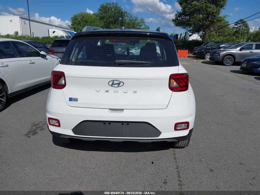 2023 Hyundai Venue Limited VIN: KMHRC8A32PU275180 Lot: 45440174