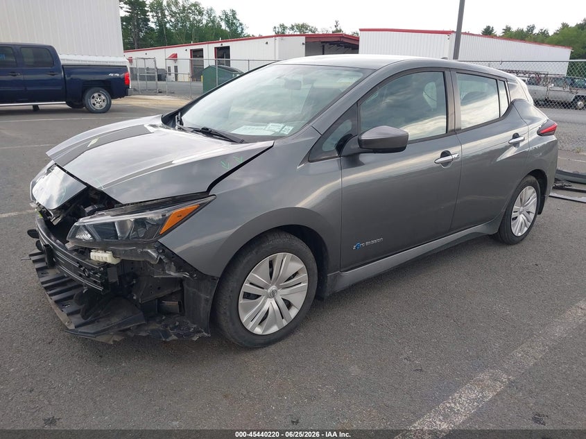 Vin: 1n4az1cp4jc302132, lot: 45938329, nissan leaf s 20182