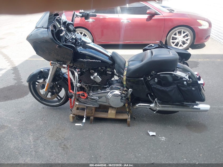 2018 Harley-Davidson Fltrx Road Glide VIN: 1HD1KHC17JB664544 Lot: 45440248