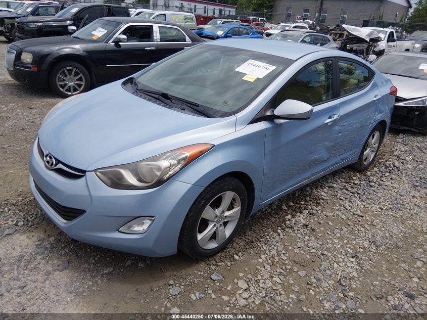 2012 HYUNDAI ELANTRA auction photo 2