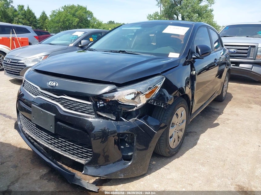 2019 Kia Rio, Удар спереди, IAAI, VIN 3KPA25AB1KE177338 — фото 2