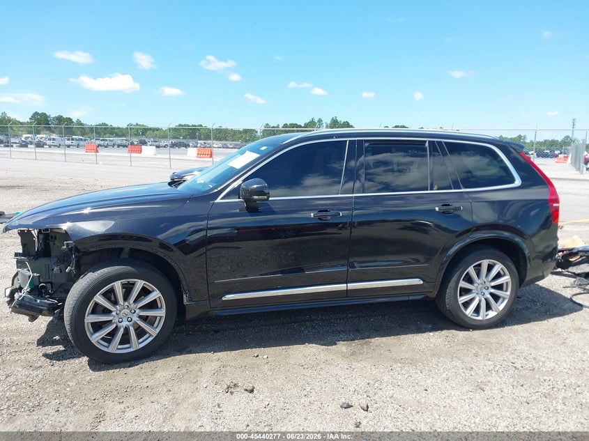 VOLVO XC90 - zdjecie 15