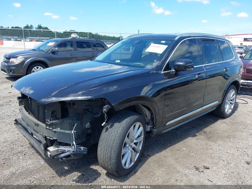 2016 VOLVO XC90 auction photo 2